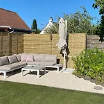 別荘 Zonnewind In Der Naehe Von Duenen Und Wald By Interhome *